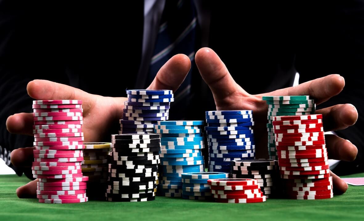 Cách đọc bài đối thủ trong Poker giúp bạn giành chiến thắng - Ảnh 3